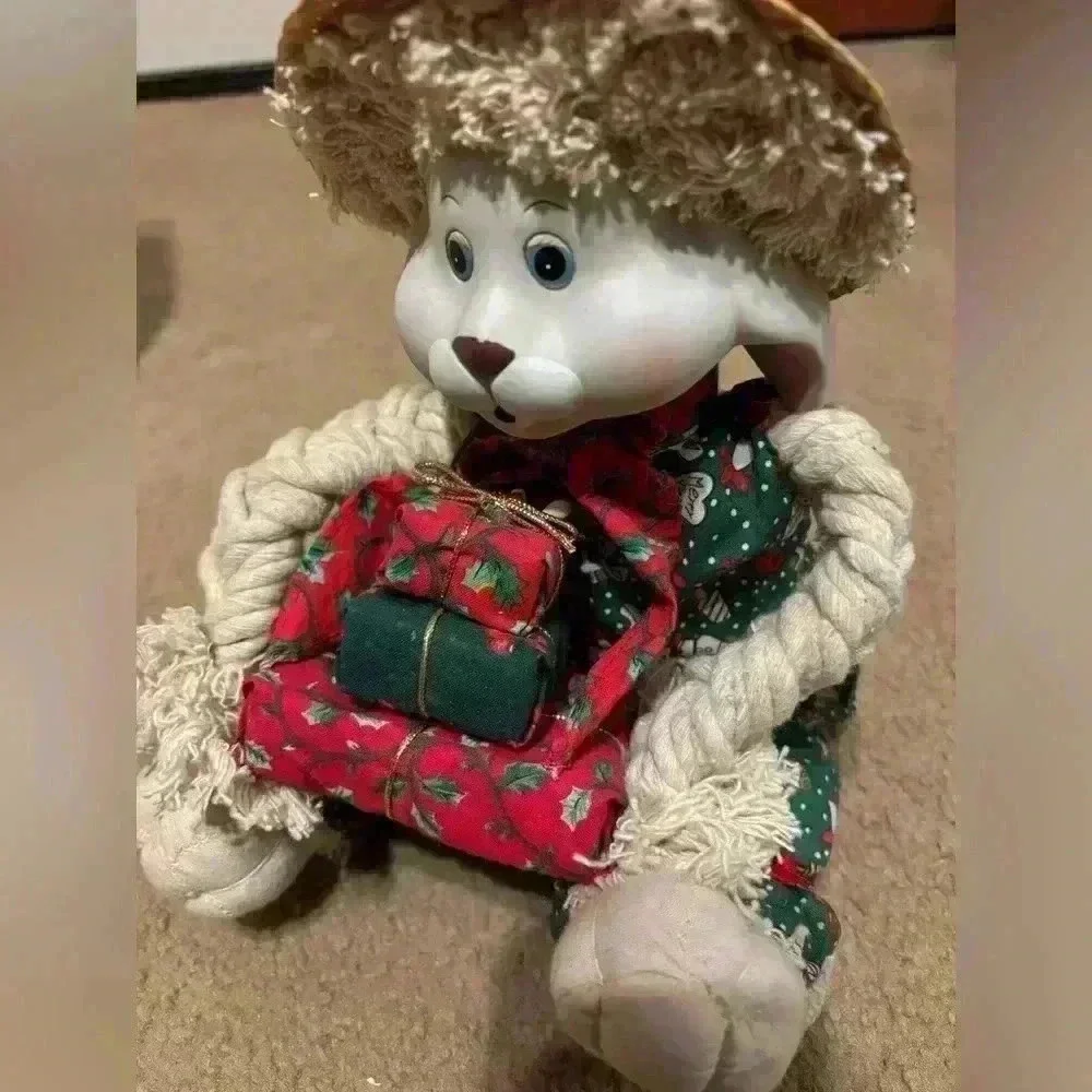 House of Lloyd Christmas Around the World “Floyd Bunny” 1994 - Picture 8 of 13